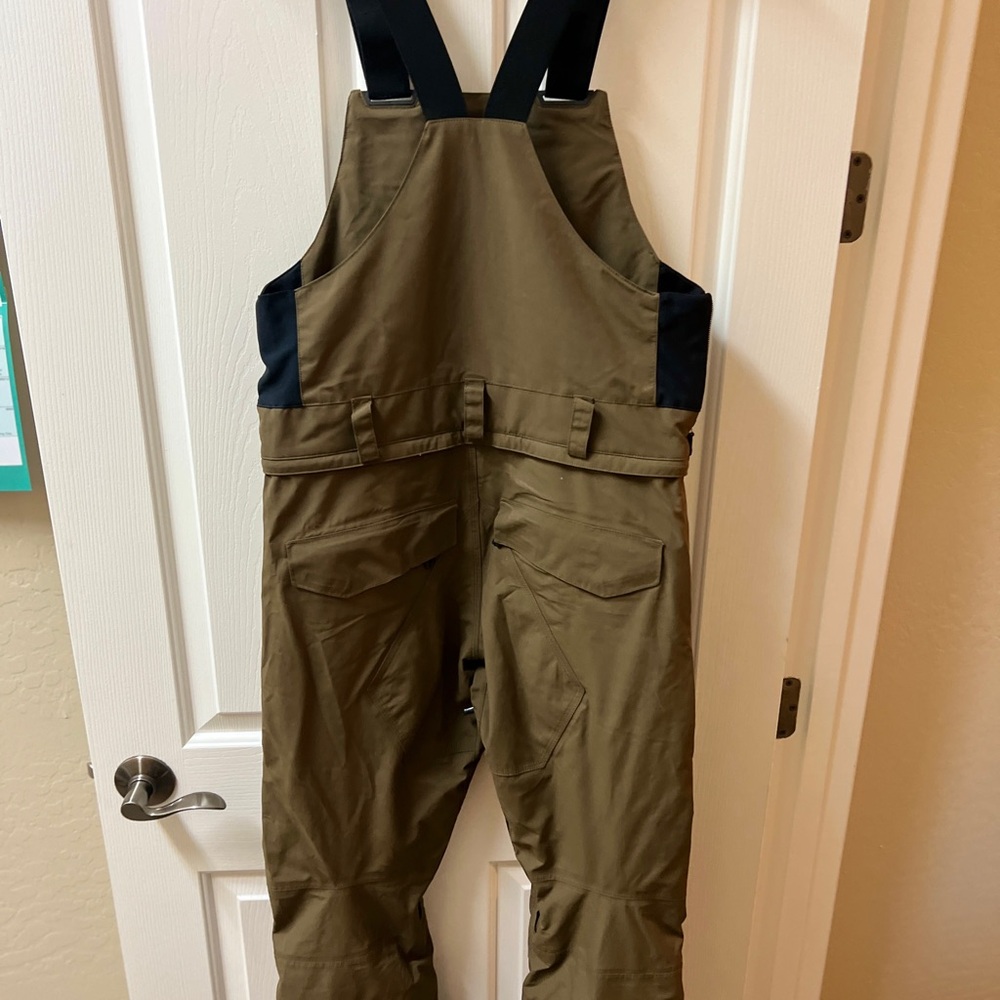 Volcom Goretex   Brown Bib Overalls with Black Accents